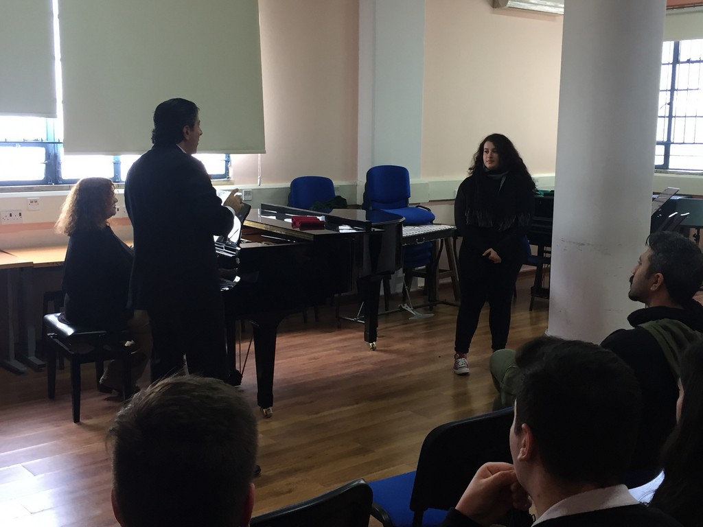 Καλλιτέχνες στα σχολεία - Σχολική Χρονιά 2018-19