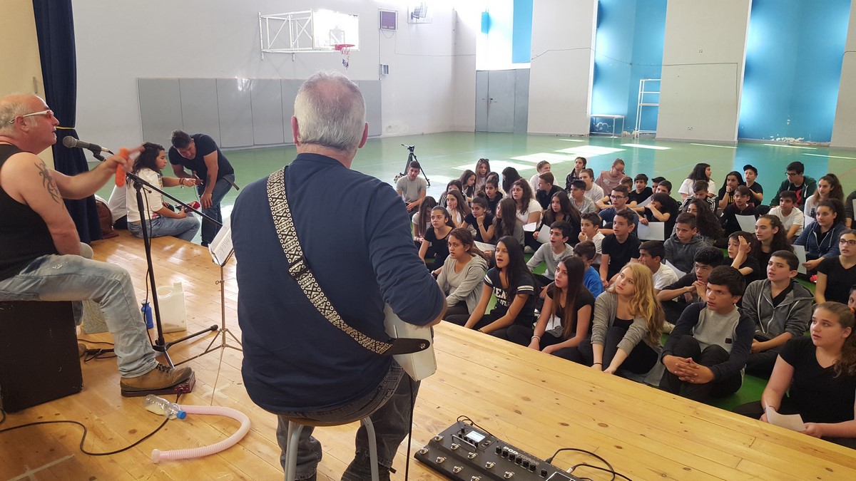 Μέρα Τραγουδιού στο Γυμνάσιο Αραδίππου  24, 27 και 28.4.2017