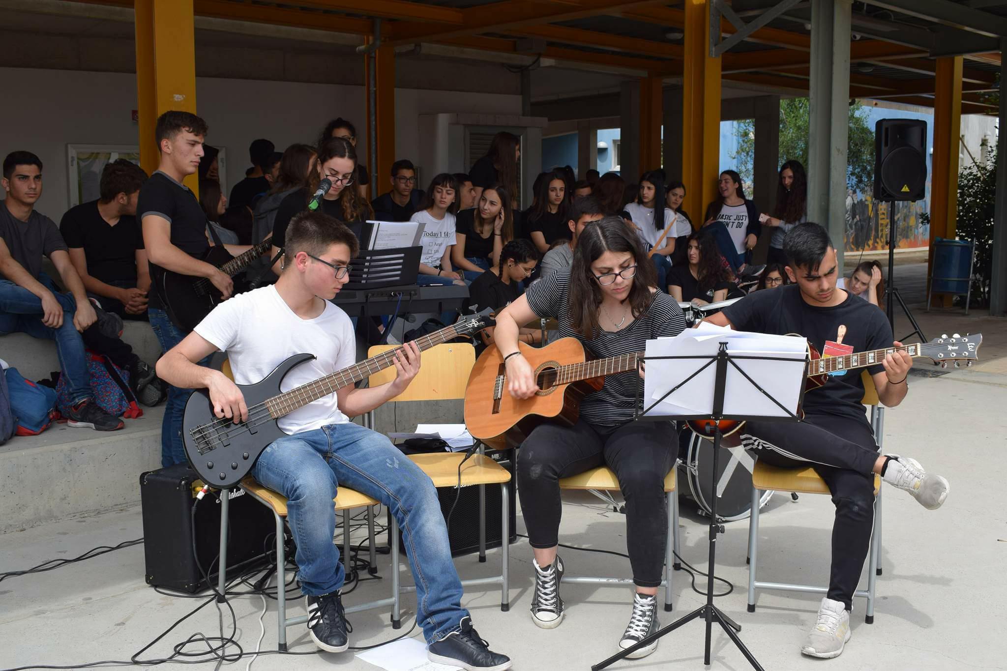 Δράσεις  για τη Μέρα Tραγουδιού, Λύκειο Κολοσσίου